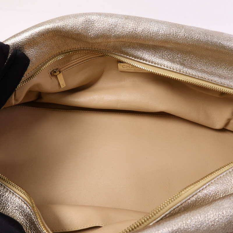 CHANEL 牛皮皮革Shoulder Bag金扣肩背包-4