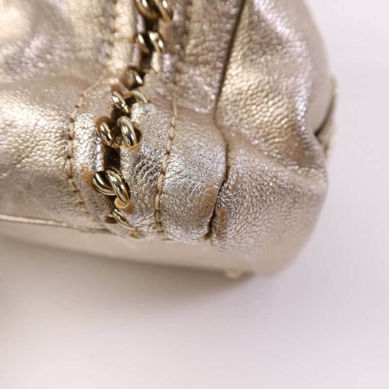 CHANEL 牛皮皮革Shoulder Bag金扣肩背包-11