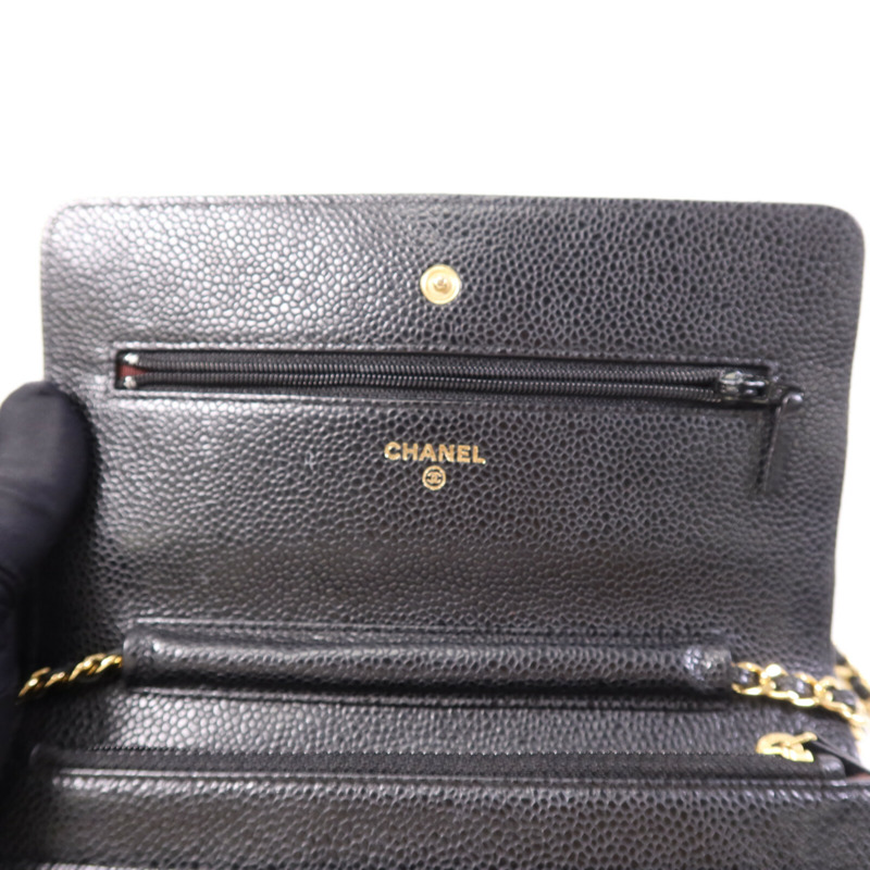 CHANEL 牛皮皮革WOC Wallet On Chain金扣鏈帶肩背袋-14