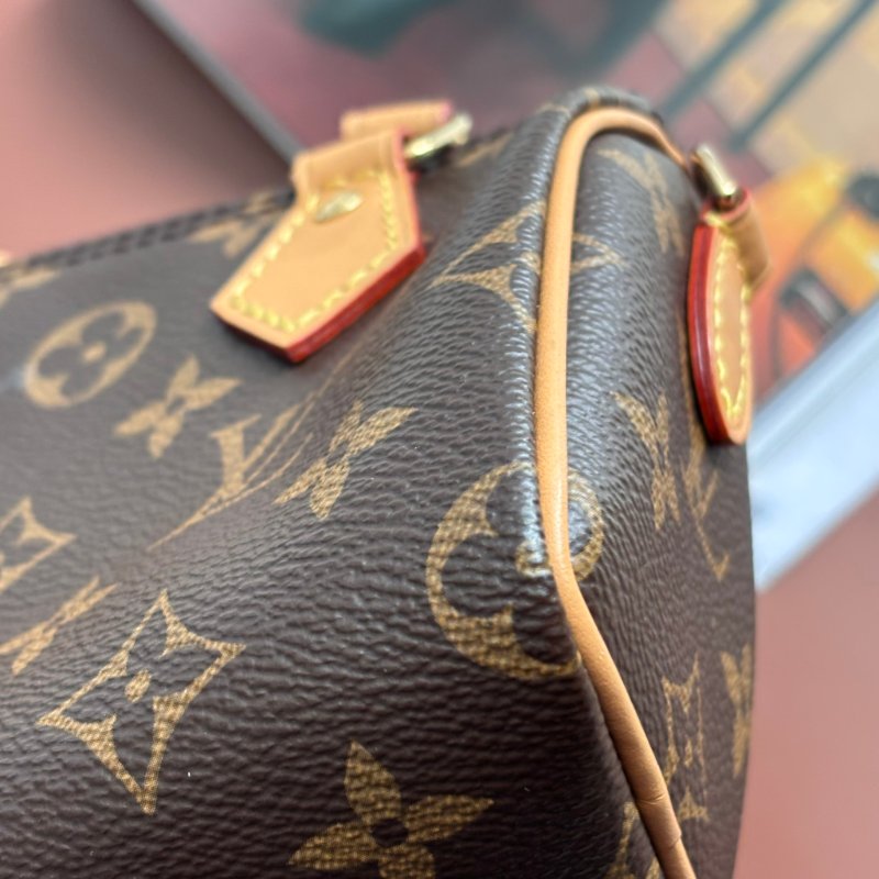 ::LOUIS VUITTON:: M81085 Nano Speedy 經典花紋手提斜背兩用包-11