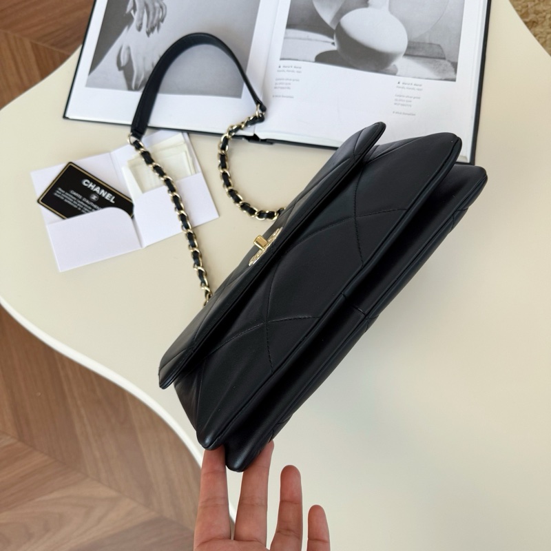 Chanel 黑金 Trendy CC-6