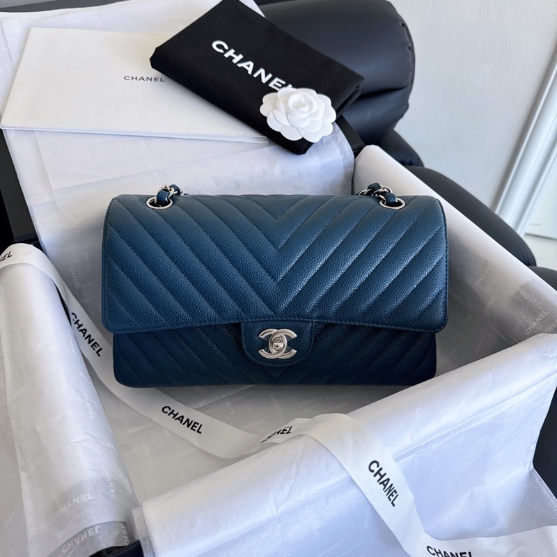 Chanel 藍銀V 紋CF-0