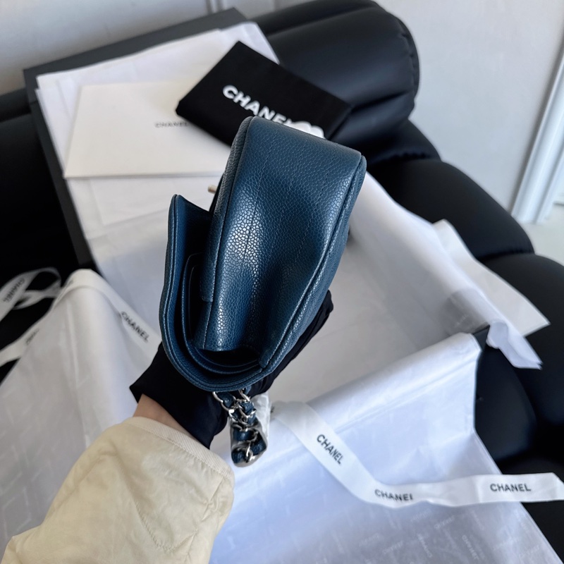 Chanel 藍銀V 紋CF-3