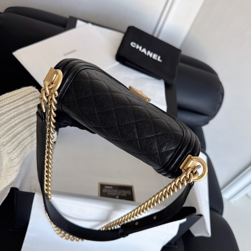 Chanel 黑金豎版Leboy-3