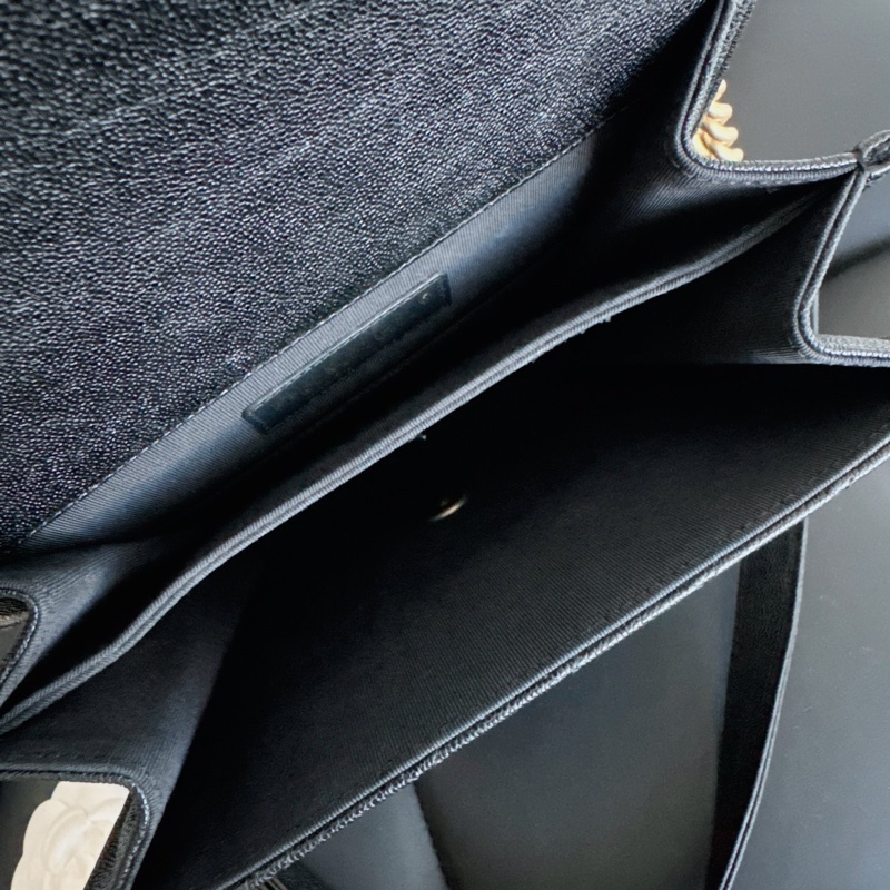 Chanel 黑金豎版Leboy-9