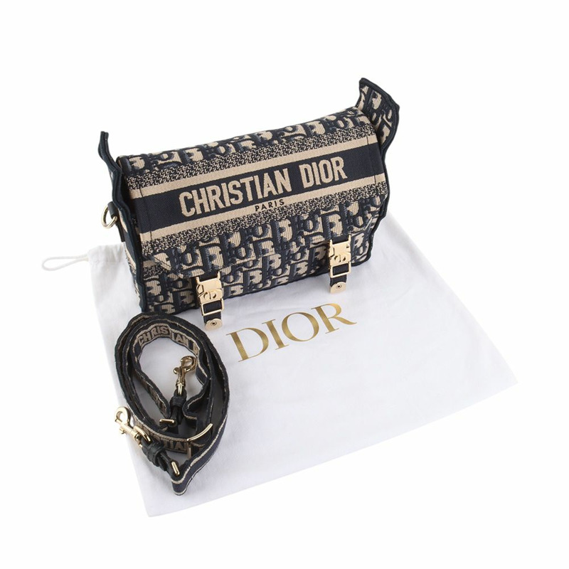 【包稅】DIOR 斜背式小型露營包-7