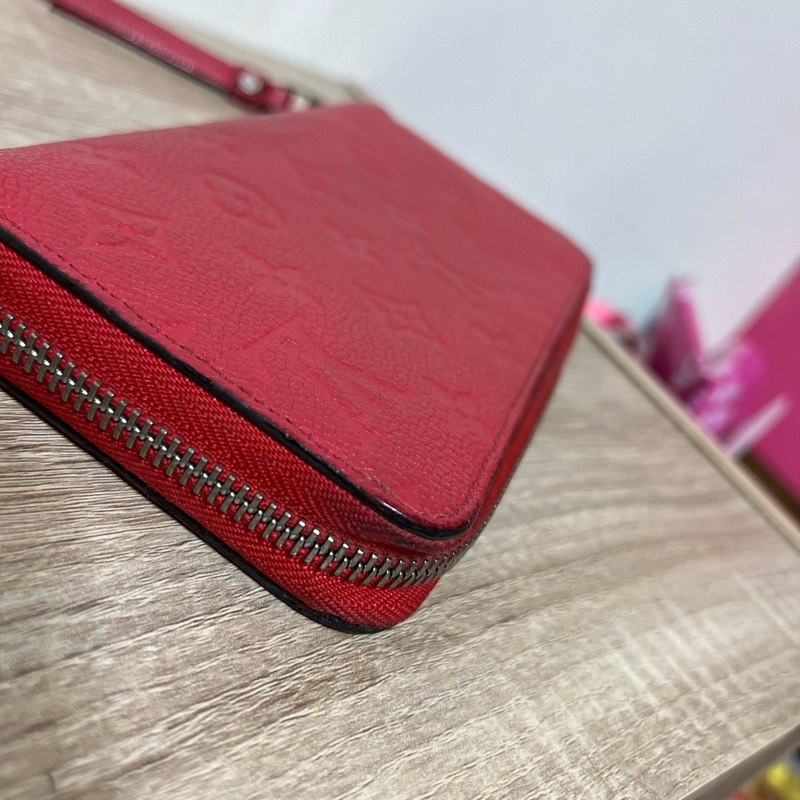 LV紅色寬版壓印長夾✨-7
