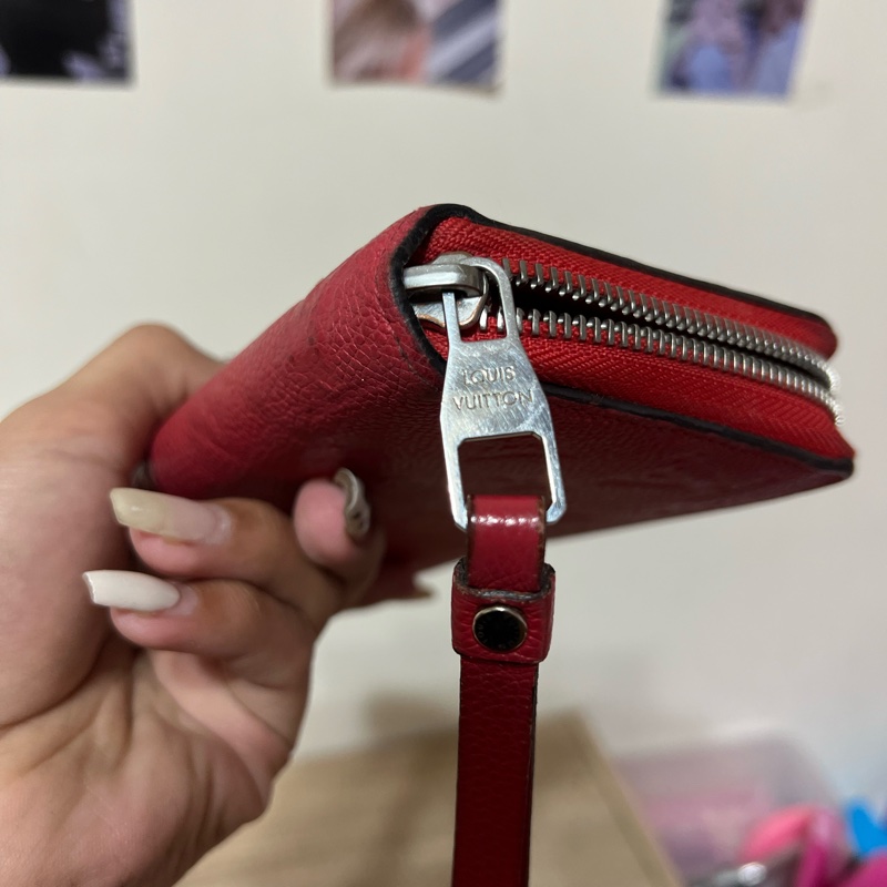 LV紅色寬版壓印長夾✨-16