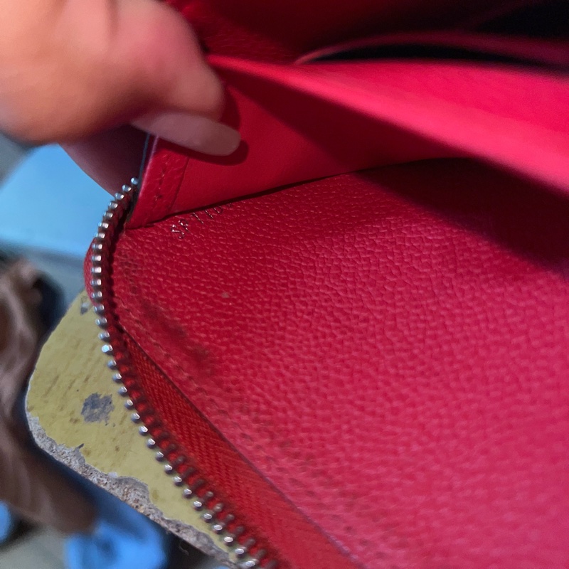 LV紅色寬版壓印長夾✨-17