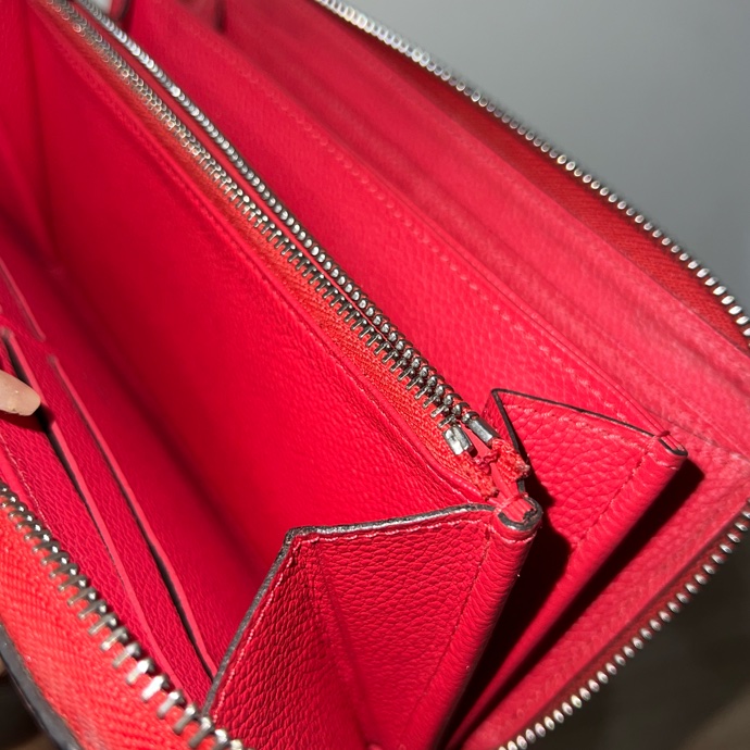 LV紅色寬版壓印長夾✨-23