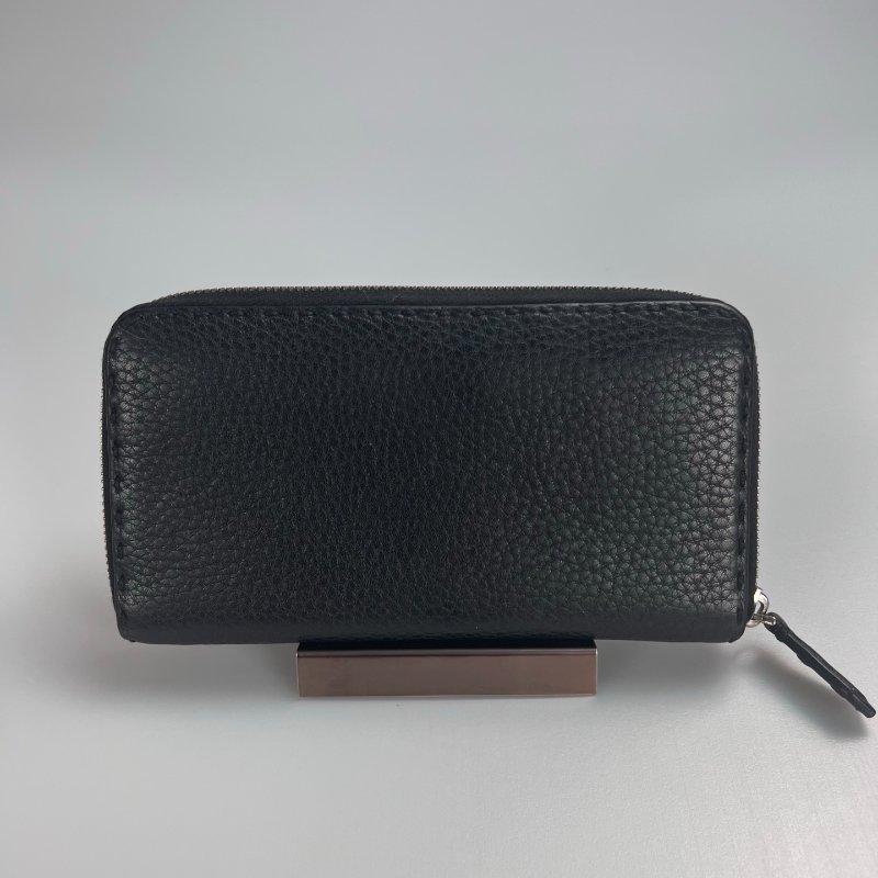 FENDI 7194728 黑牛皮Selleriaㄇ拉長夾-2
