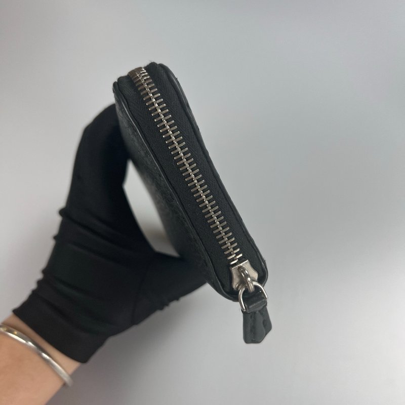 FENDI 7194728 黑牛皮Selleriaㄇ拉長夾-4