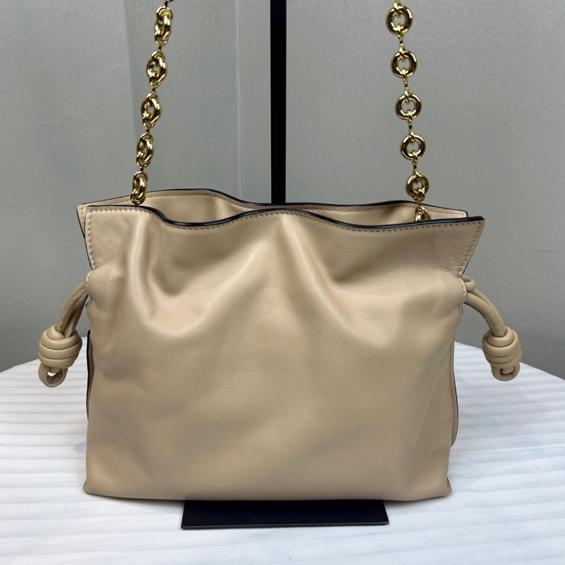 99新 羅意威/Loewe Mini Flamenco Clutch 牛皮手拿包 金色鏈條款可肩背24x9x18cm-2