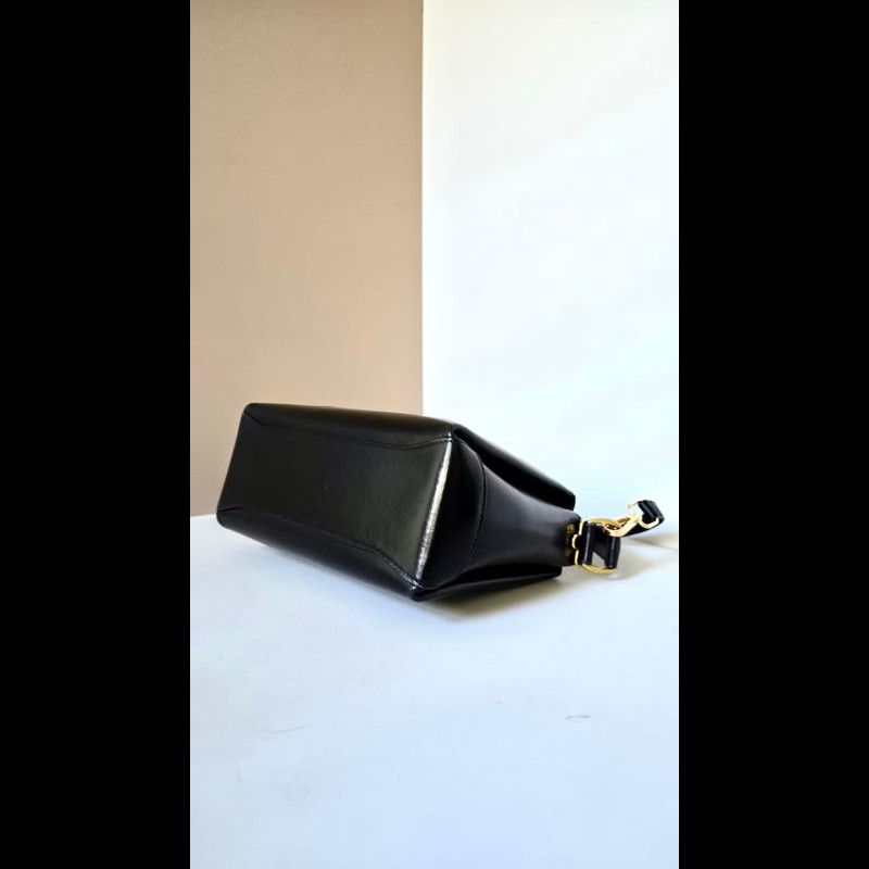 【LA LUNE】中古二手GUCCI黑色竹節皮革古董盒子單肩包 側背包 斜背包 復古包-1