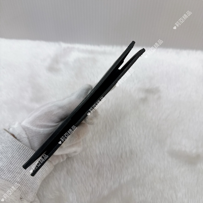 莉亞精品♡Lv 對開護照夾 二手美品-4