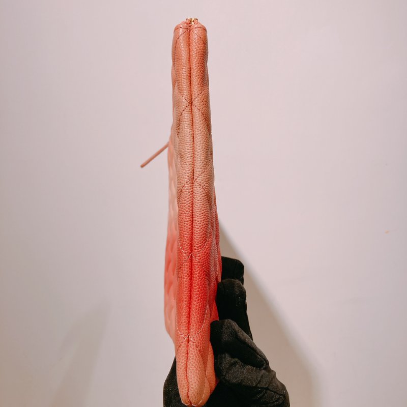 TW4659 Chanel 香奈兒經典拉鍊手拿包包Classic Medium Pouch Caviar-4