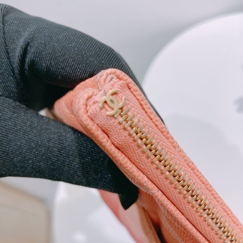 TW4659 Chanel 香奈兒經典拉鍊手拿包包Classic Medium Pouch Caviar-25