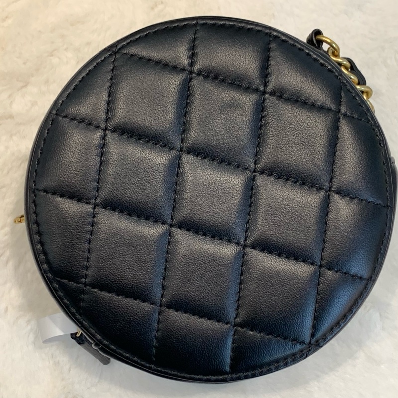 高級感Chanel 金球圓餅Rould clutch小包斜孭袋-2