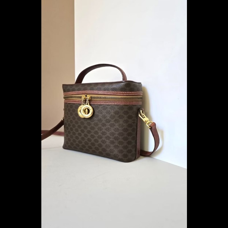 絕版古董包 Celine咖啡色老花甜甜圈盒子包 斜背包 側背包 單肩包-1