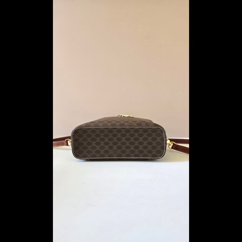 絕版古董包 Celine咖啡色老花甜甜圈盒子包 斜背包 側背包 單肩包-4