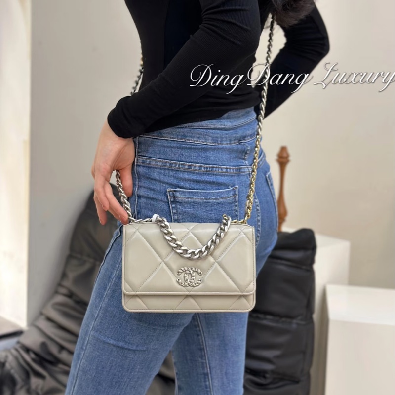 香奈兒19WOC CHANEL鼠尾草灰羊皮銀釦19WOC鏈包AP0957-4