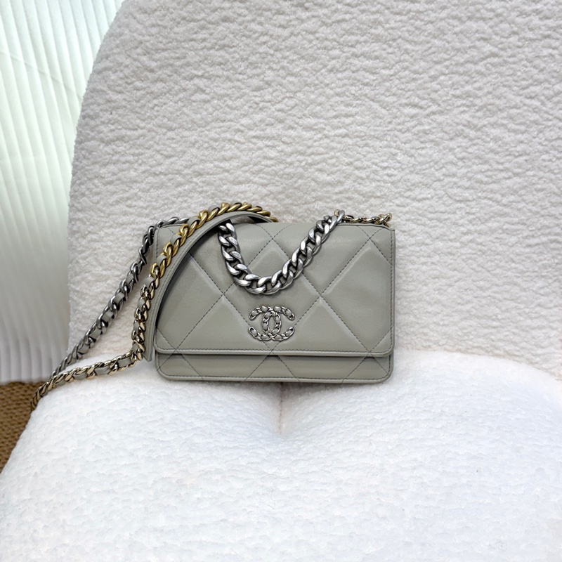 香奈兒19WOC CHANEL鼠尾草灰羊皮銀釦19WOC鏈包AP0957-7