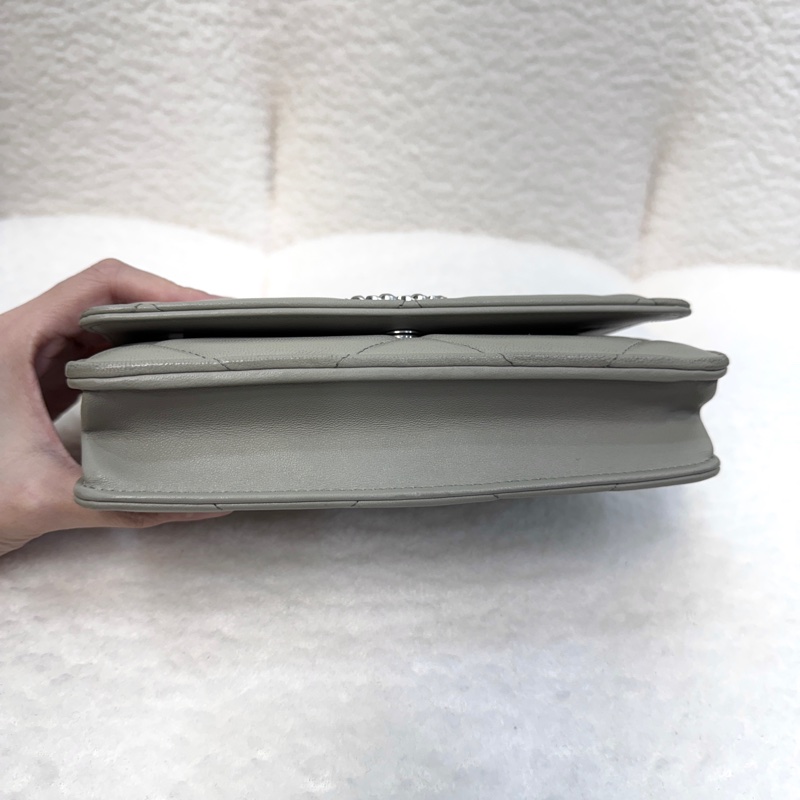 香奈兒19WOC CHANEL鼠尾草灰羊皮銀釦19WOC鏈包AP0957-12