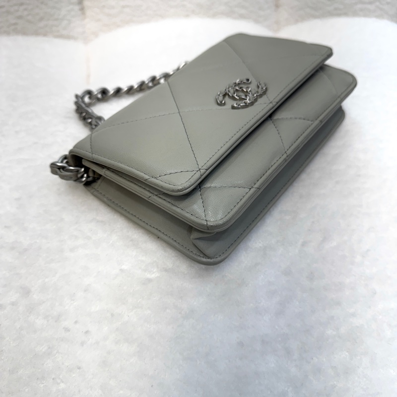 香奈兒19WOC CHANEL鼠尾草灰羊皮銀釦19WOC鏈包AP0957-18