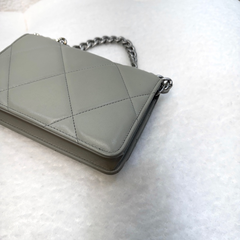 香奈兒19WOC CHANEL鼠尾草灰羊皮銀釦19WOC鏈包AP0957-20