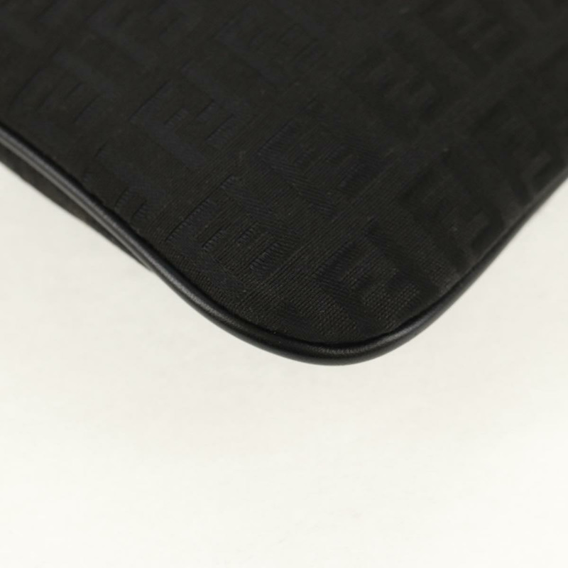 【日本直送】FENDI Zucchino帆布單肩包 黑色 銀色 正品 am9929V-16