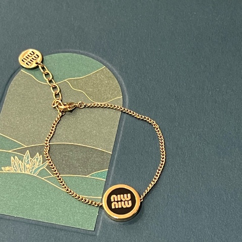 Miumiu小圓牌手鍊