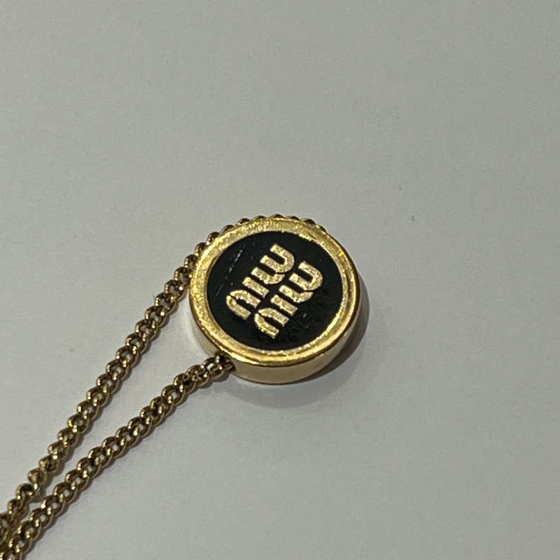 Miumiu小圓牌手鍊-1