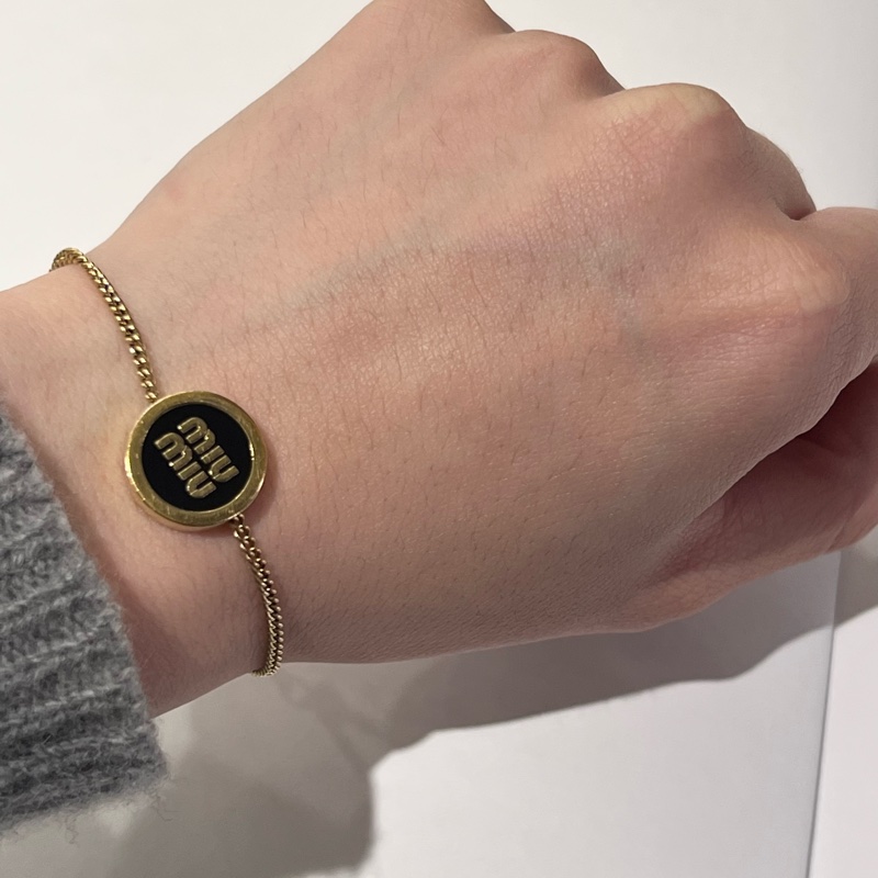 Miumiu小圓牌手鍊-4