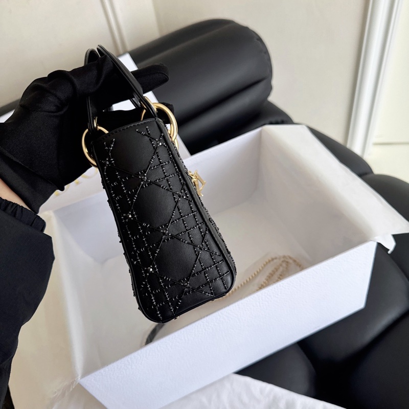 Dior 釘珠刺繡三格戴妃包-4