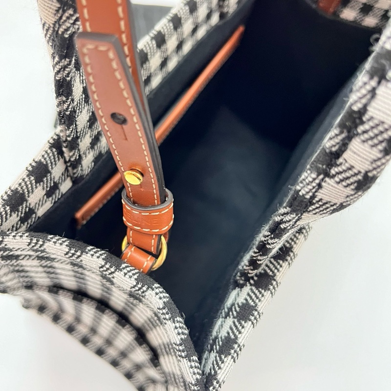 ❤️❤️Celine 原價$15000 *199162 FYQ38A-4