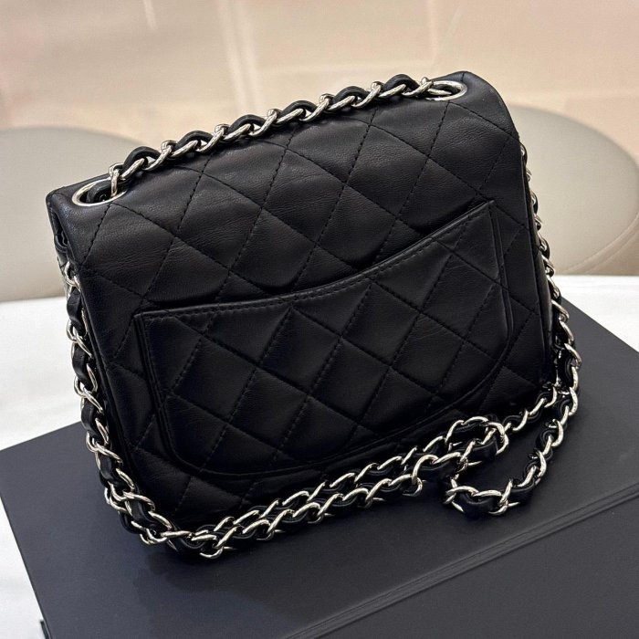 *SHIHNA名牌精品* CHANEL Mini Coco CF17 黑銀方胖 (保卡款)-6