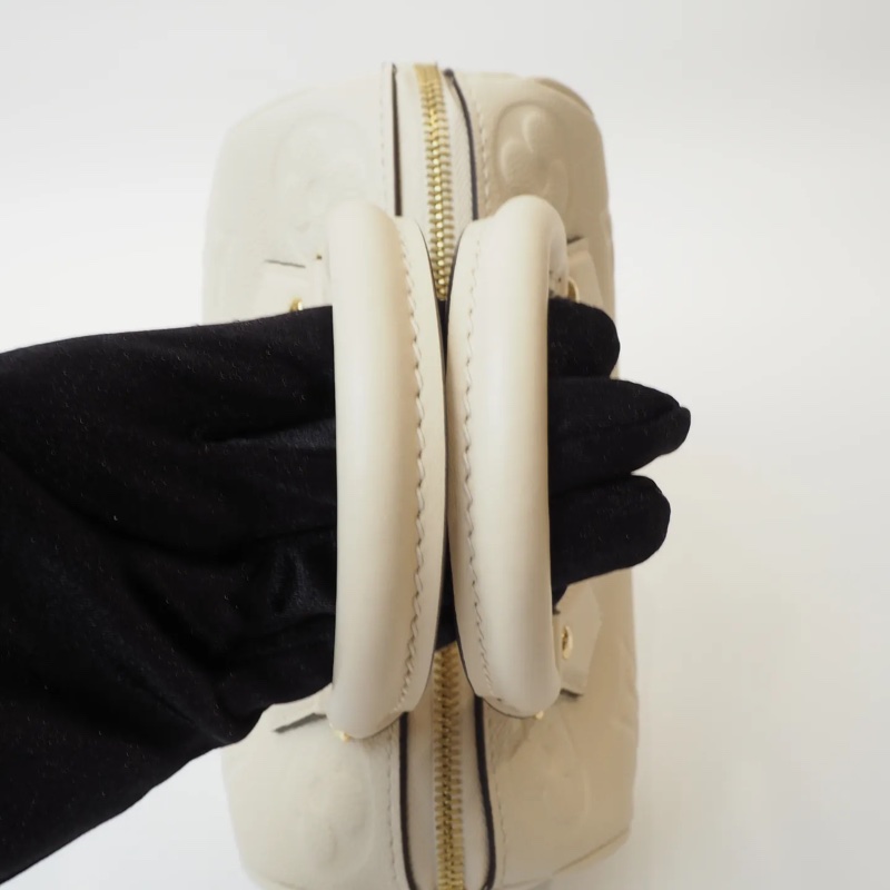 LOUIS VUITTON奶昔白壓紋Speedy20-2