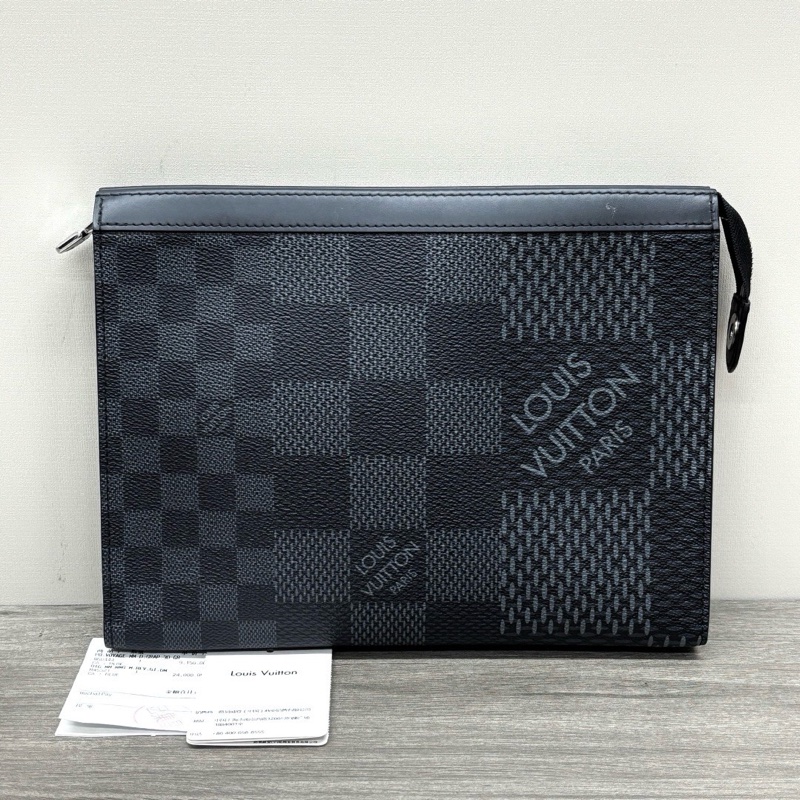 LV PochetteVoyage中號黑棋盤格花洗漱包芯片款 27*21*6 配件塵袋-1