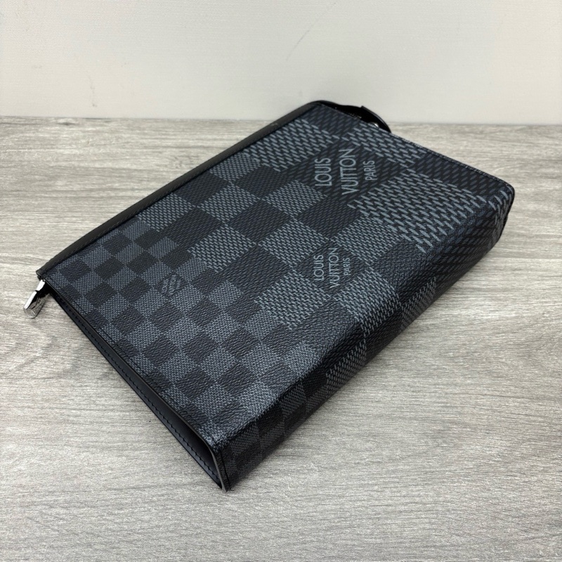 LV PochetteVoyage中號黑棋盤格花洗漱包芯片款 27*21*6 配件塵袋-3