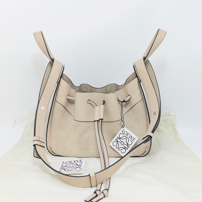 LOEWE  手提肩背斜背吊床包 26*21*14 98新配件塵袋-1