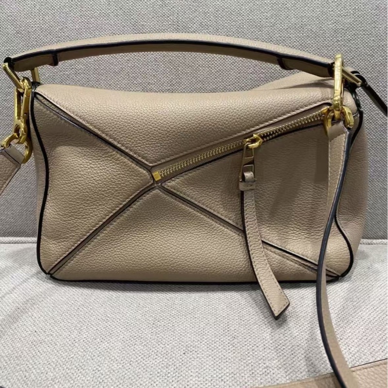 LOEWE 灰色Puzzle小號肩背斜背包24.5*16*10 98新配件塵袋-3
