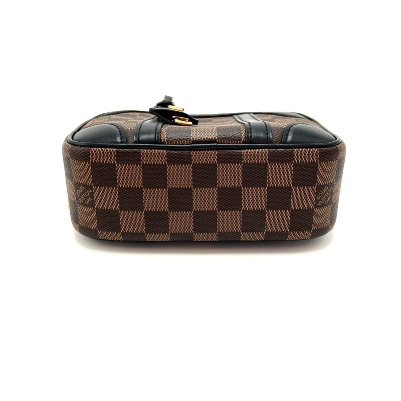 LV soupleBB棋盤格手提斜背包芯片款21*16*17 98新配件塵袋-4