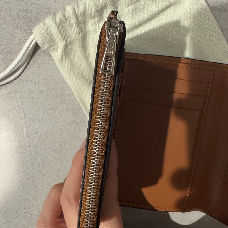 LOEWE Anagram三摺短夾-10