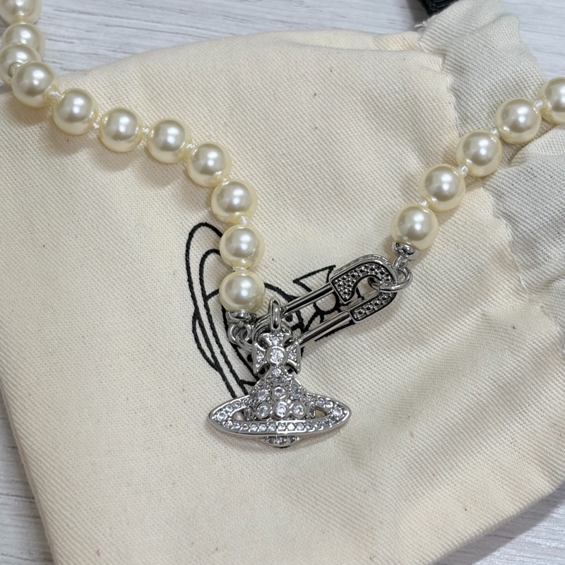 VIVIENNE WESTWOOD 土星別針 珍珠項鍊-0