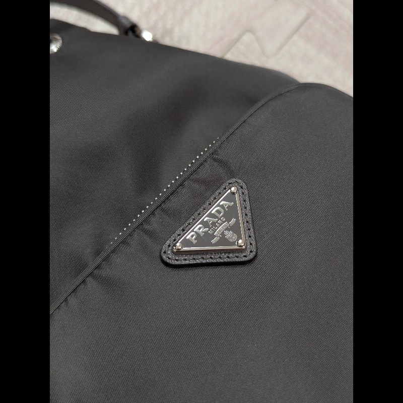 Prada 尼龍 水桶包 灰色 Duet Re-Nylon bucket bag-2