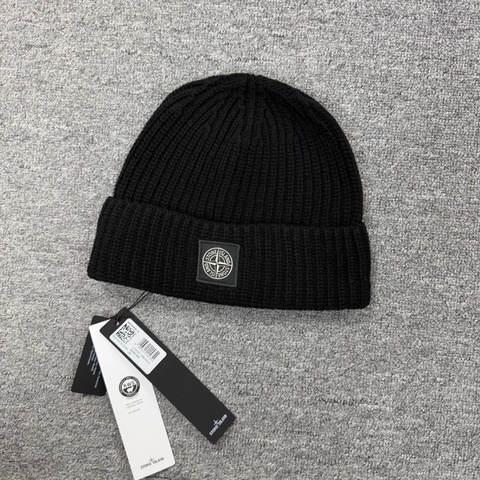 Stone Island 冷帽