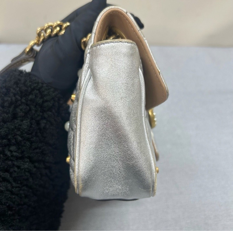 【潮人之選✨全網最低價】Gucci 古馳 GG Marmont 22 珍珠扣太空銀 馬蒙鏈條包 單肩斜背包-2