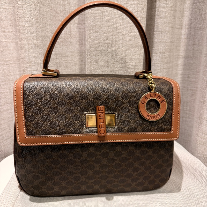 Celine vintage 老花旋轉扣吊墜Kelly-0