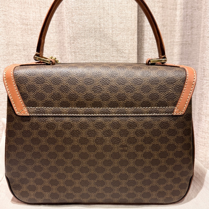 Celine vintage 老花旋轉扣吊墜Kelly-1