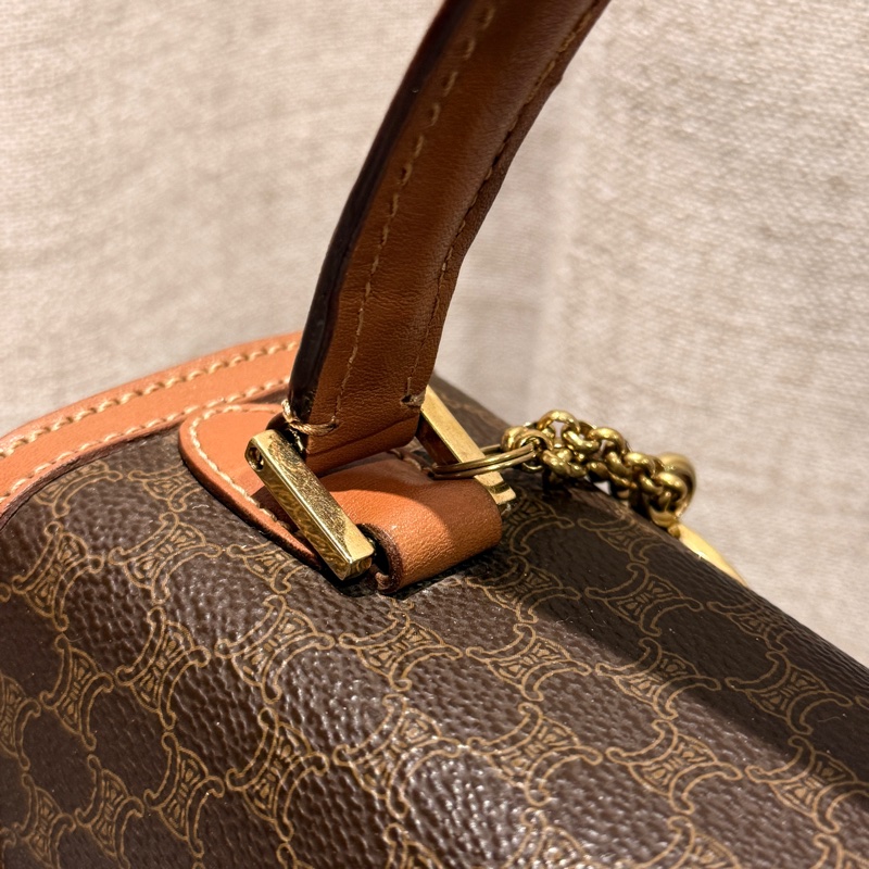 Celine vintage 老花旋轉扣吊墜Kelly-13